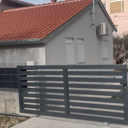 Apartman Franica 1 Apartment *